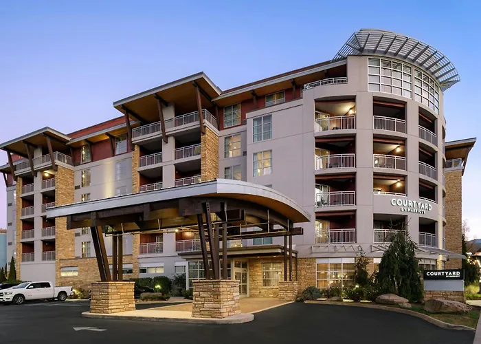Hotel with Tennis: Courtyard By Marriott Gatlinburg Downtown