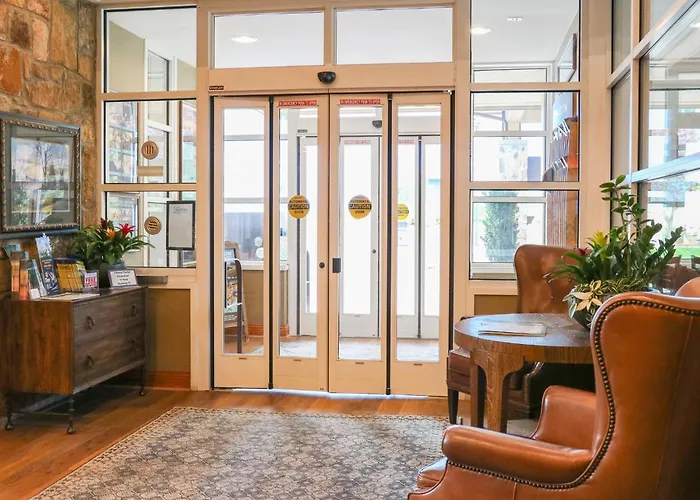 Waterpark hotel: Greystone Lodge On The River